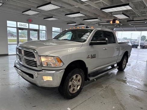Used 2017 RAM 3500 Big Horn AWD/4WD image 3