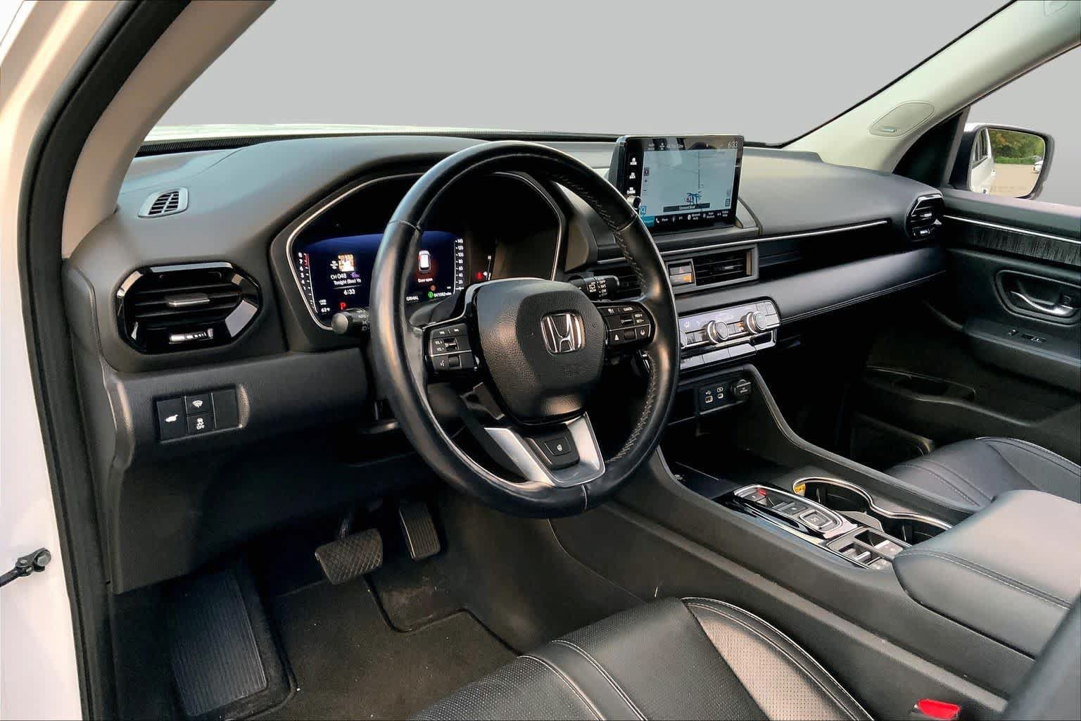 Used 2023 Honda Pilot Elite image 18