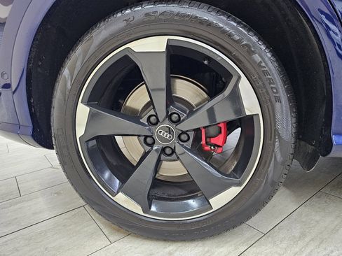 Used 2020 Audi SQ5 Prestige w/ Prestige Package image 46