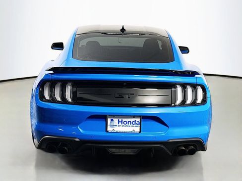 Used 2022 Ford Mustang GT Premium w/ Equipment Group 401A RWD image 9