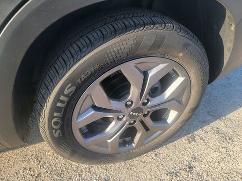 Used 2024 Kia Seltos S image 12