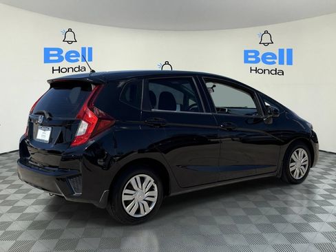 Used 2017 Honda Fit LX image 4