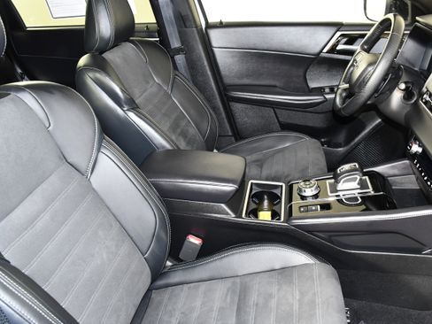 Used 2024 Mitsubishi Outlander SE Black Edition AWD/4WD image 41
