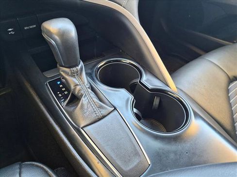 Certified 2019 Toyota Camry SE w/ Carpet Mat Package FWD image 24