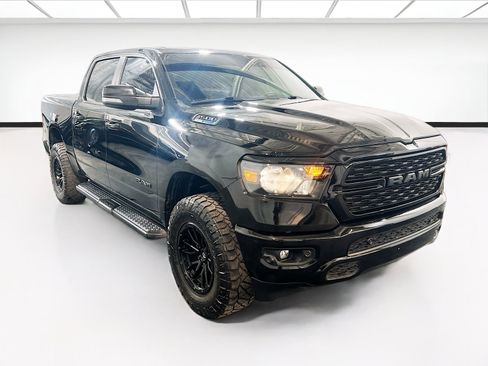 Used 2023 RAM 1500 Big Horn AWD/4WD image 3