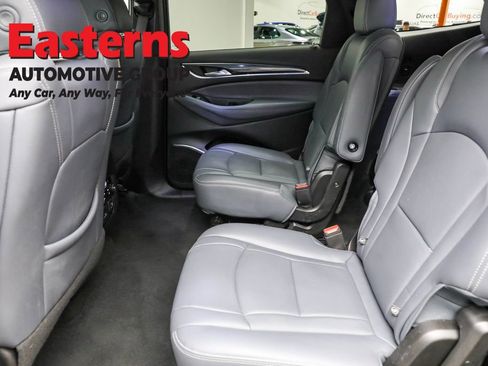 Used 2024 Buick Enclave Premium image 21