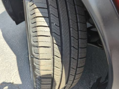 Certified 2019 Nissan Rogue SV FWD image 51