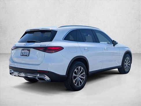 Used 2026 Mercedes-Benz GLC 300 4MATIC image 5