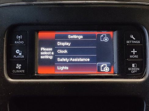 Used 2020 Dodge Journey SE w/ SE Popular Equipment Group FWD image 25