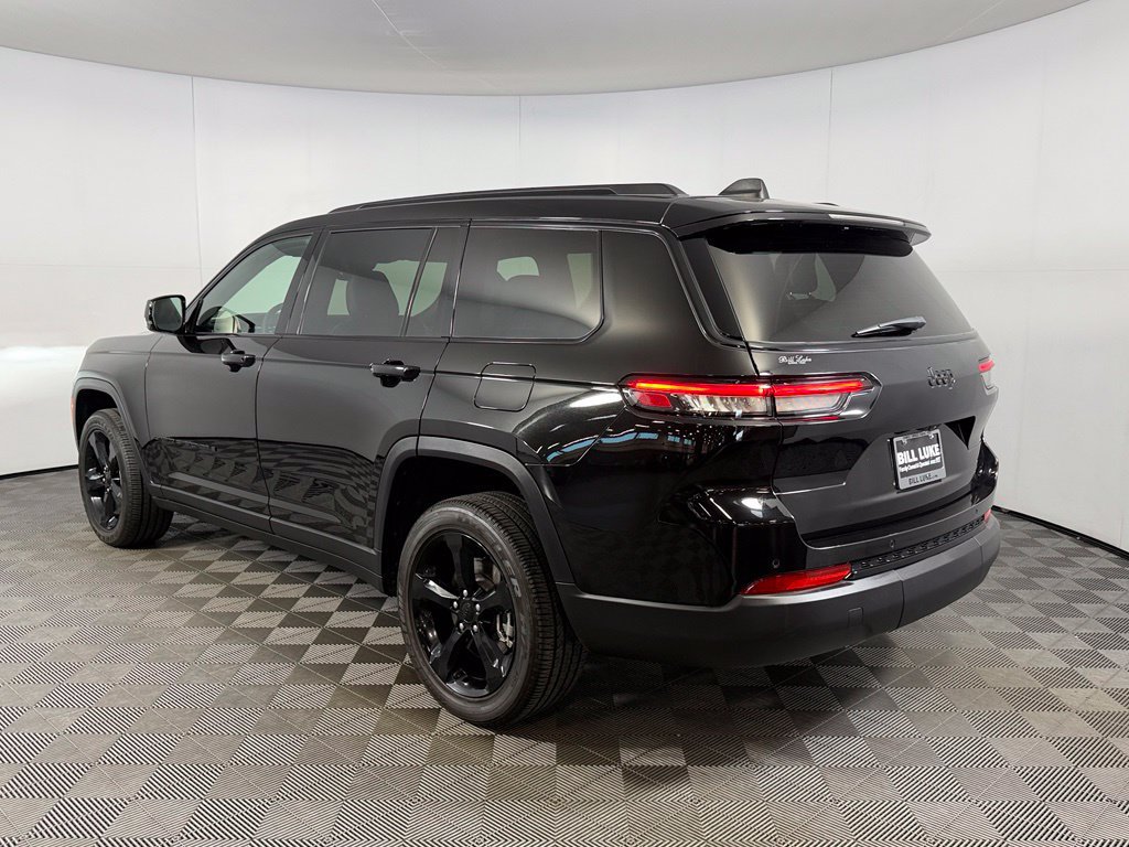 Certified 2025 Jeep Grand Cherokee L Laredo RWD image 8