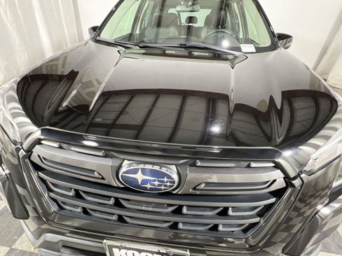 Used 2022 Subaru Forester Limited image 12
