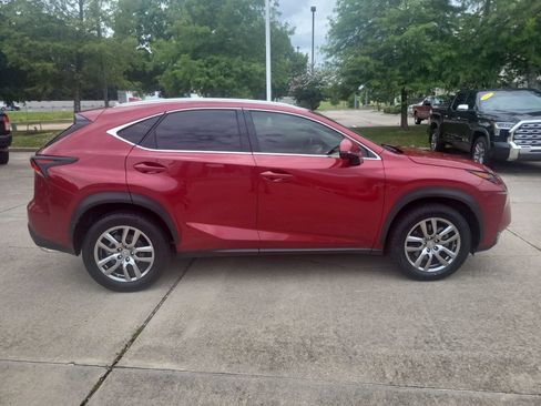 Used 2016 Lexus NX 200t FWD w/ Luxury Package image 8
