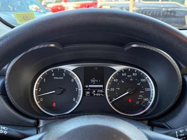 Used 2025 Nissan Versa S FWD image 15