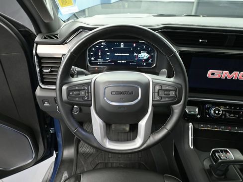 Used 2025 GMC Sierra 1500 Denali w/ Technology Package AWD/4WD image 35
