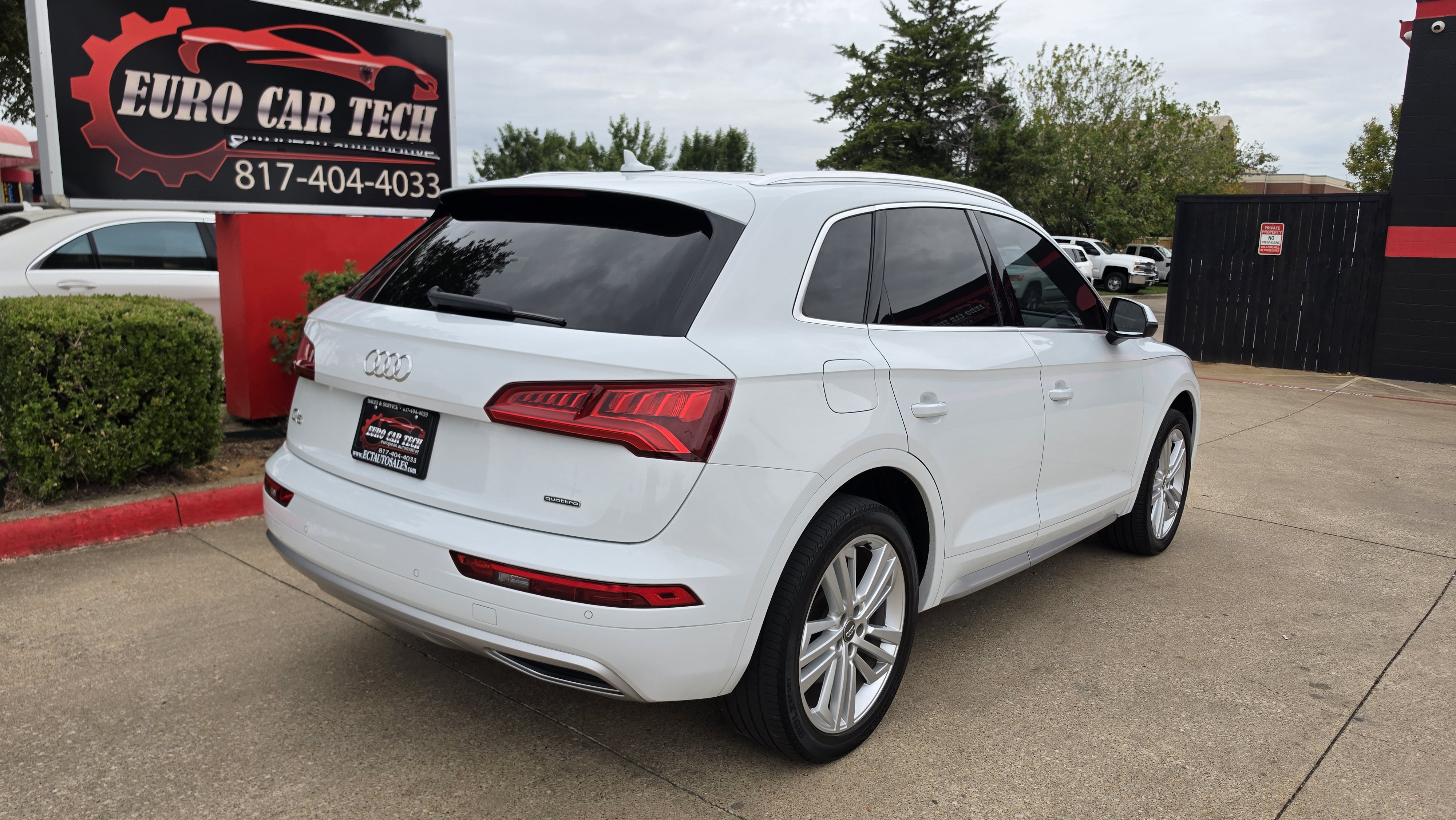 Used 2019 Audi Q5 2.0T Premium Plus w/ Premium Plus Package AWD/4WD image 8