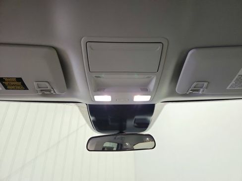 Used 2025 Ford Maverick XL w/ Equipment Group 102A image 27