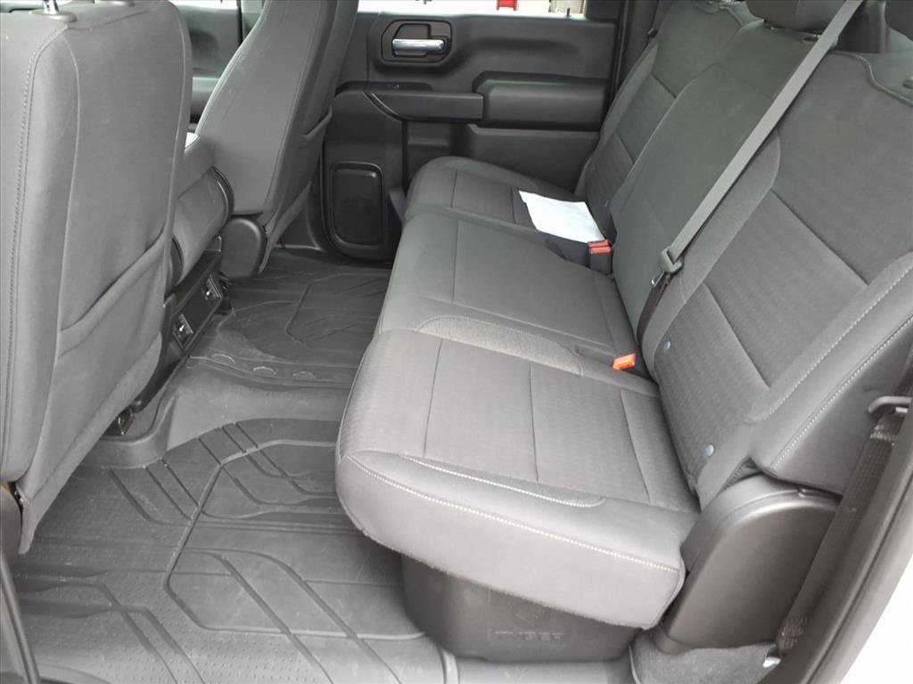 Used 2024 Chevrolet Silverado 2500 Custom w/ Custom Value Package AWD/4WD image 13