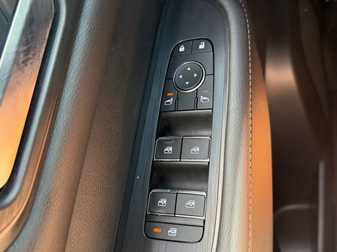 Certified 2026 Nissan Armada SV AWD/4WD image 35