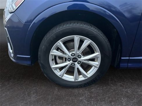Used 2023 Audi Q3 2.0T Premium image 14
