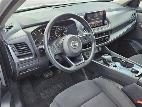 Used 2024 Nissan Rogue S AWD/4WD image 10