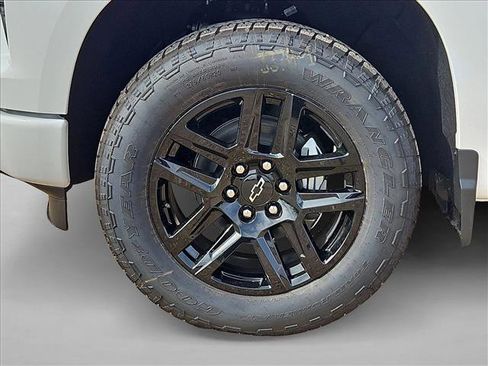 New 2026 Chevrolet Silverado 1500 RST w/ RST Select Package image 10