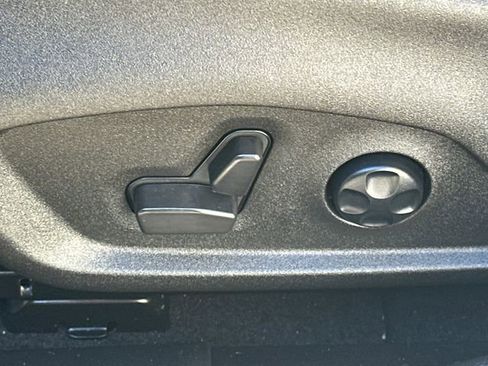 Used 2025 Alfa Romeo Tonale w/ Active Assist Package image 38