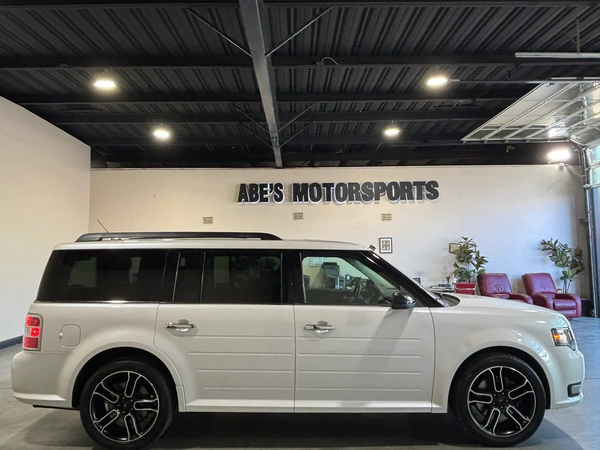 Used 2015 Ford Flex SEL w/ Equipment Group 202A AWD/4WD image 4