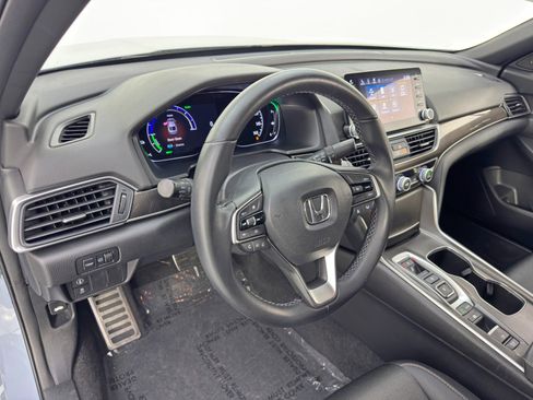 Used 2022 Honda Accord Sport image 12