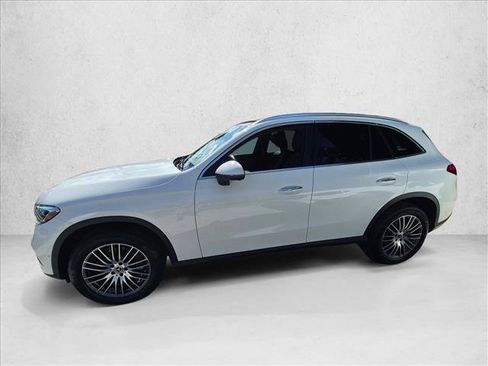Certified 2026 Mercedes-Benz GLC 300 4MATIC image 9