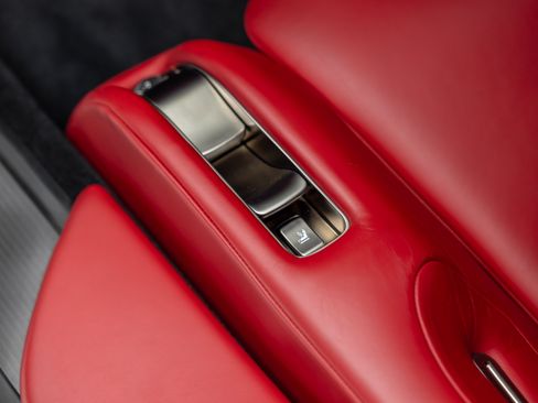 Used 2012 Lexus LFA RWD image 51