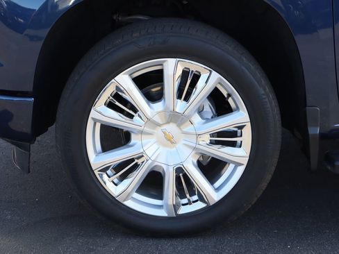 Certified 2022 Chevrolet Silverado 1500 High Country w/ High Country Premium Package image 34
