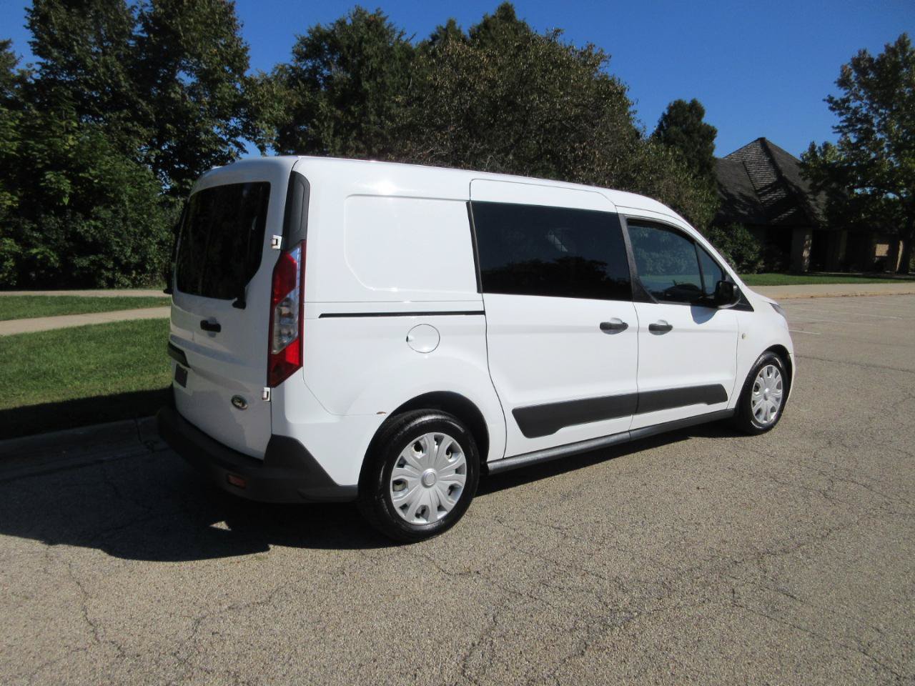 Used 2015 Ford Transit Connect XLT FWD image 7