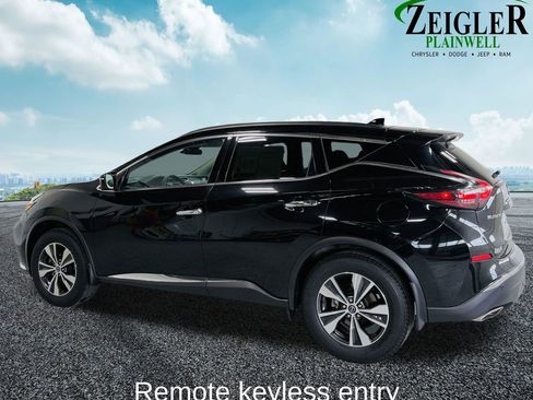 Used 2024 Nissan Murano SV image 3