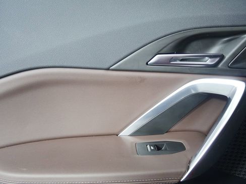 Certified 2025 BMW X2 xDrive28i image 14