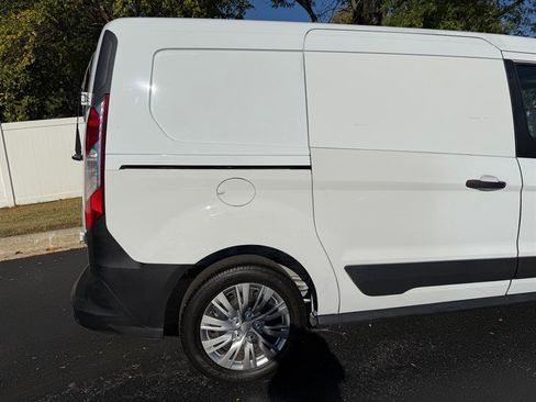 Used 2016 Ford Transit Connect XL image 38