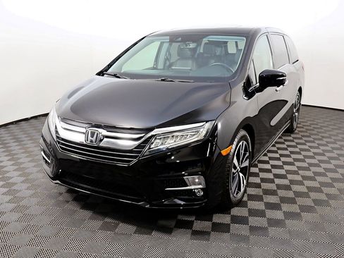 Used 2019 Honda Odyssey Elite image 2