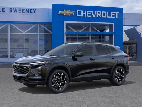 New 2026 Chevrolet Trax RS image 2