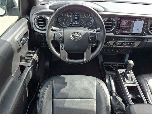 Certified 2023 Toyota Tacoma TRD Off-Road w/ TRD Premium Off Road Package AWD/4WD image 11