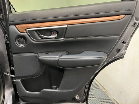 Used 2019 Honda CR-V EX-L image 17