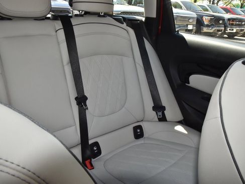 Used 2024 MINI Cooper Clubman S w/ Signature Upholstery Package image 21