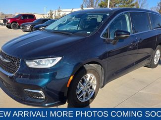 Used 2023 Chrysler Pacifica Touring-L 360° Tour