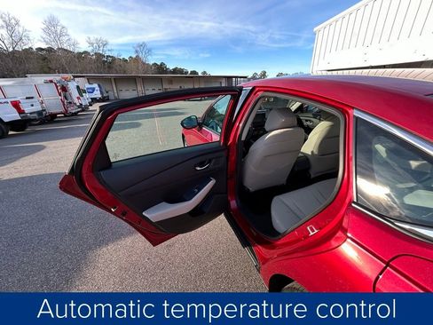 Used 2024 Honda Accord EX image 17