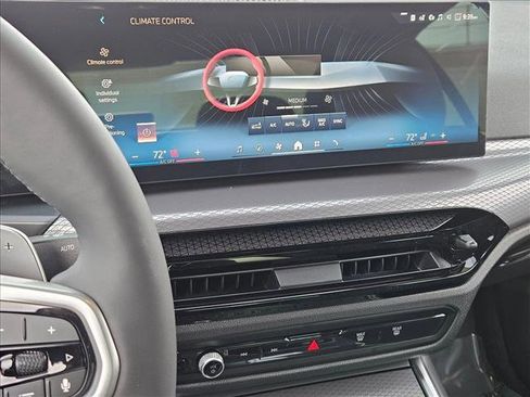 New 2026 BMW 330i Sedan image 12