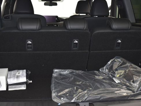 New 2026 Nissan Armada PRO-4X w/ Captain's Chari Seat Package image 25