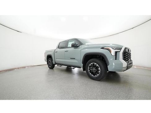 New 2025 Toyota Tundra SR5 AWD/4WD image 29