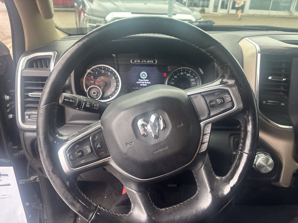 Used 2019 RAM 1500 Laramie AWD/4WD image 13