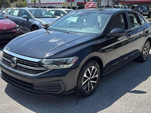 Used 2024 Volkswagen Jetta S FWD image 3