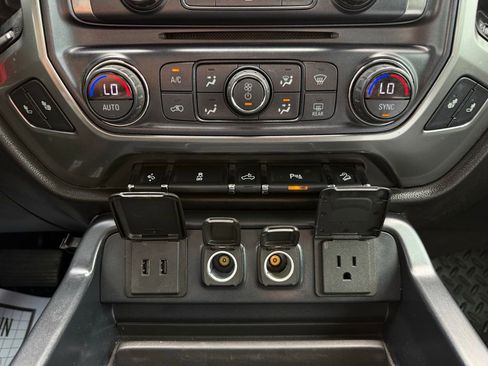 Used 2018 Chevrolet Silverado 1500 LT w/ All Star Edition image 26