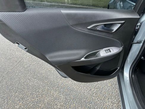 Used 2023 Chevrolet Malibu LT FWD image 16