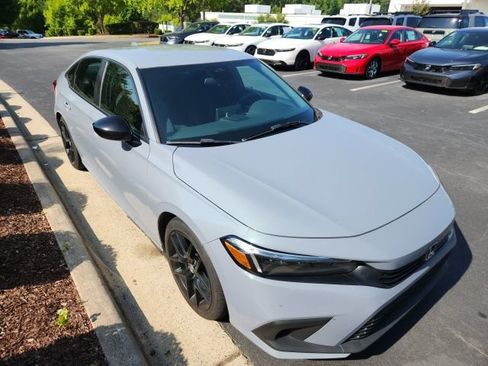 Used 2024 Honda Civic Sport image 13